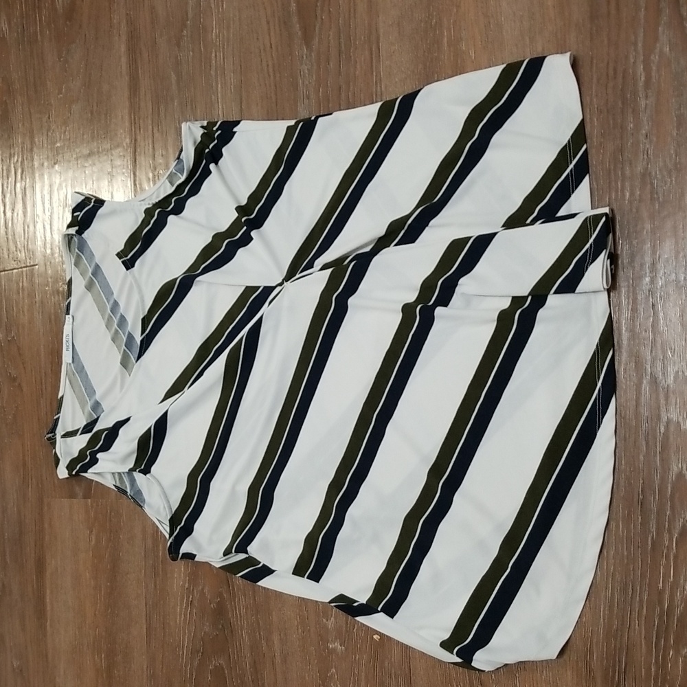 (L) Ricki's Striped Top Business Casual Office Lightweight Classic Summer Vacay